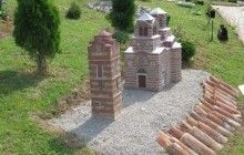Сербський шахтар розмістить макет афонського монастиря Хіландар у своєму власному подвір'ї