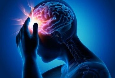 Стрімко дурнішають: учені заявили про різке зниження рівня людського інтелекту
