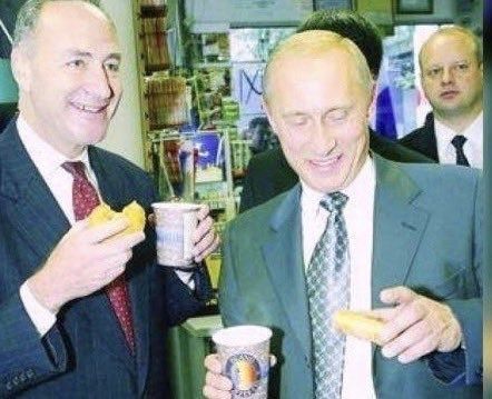 Трамп призвал расследовать связи сенатора с Путиным / twitter.com/realdonaldtrump Трамп призвал расследовать связи сенатора с Путиным / twitter.com/realdonaldtrump