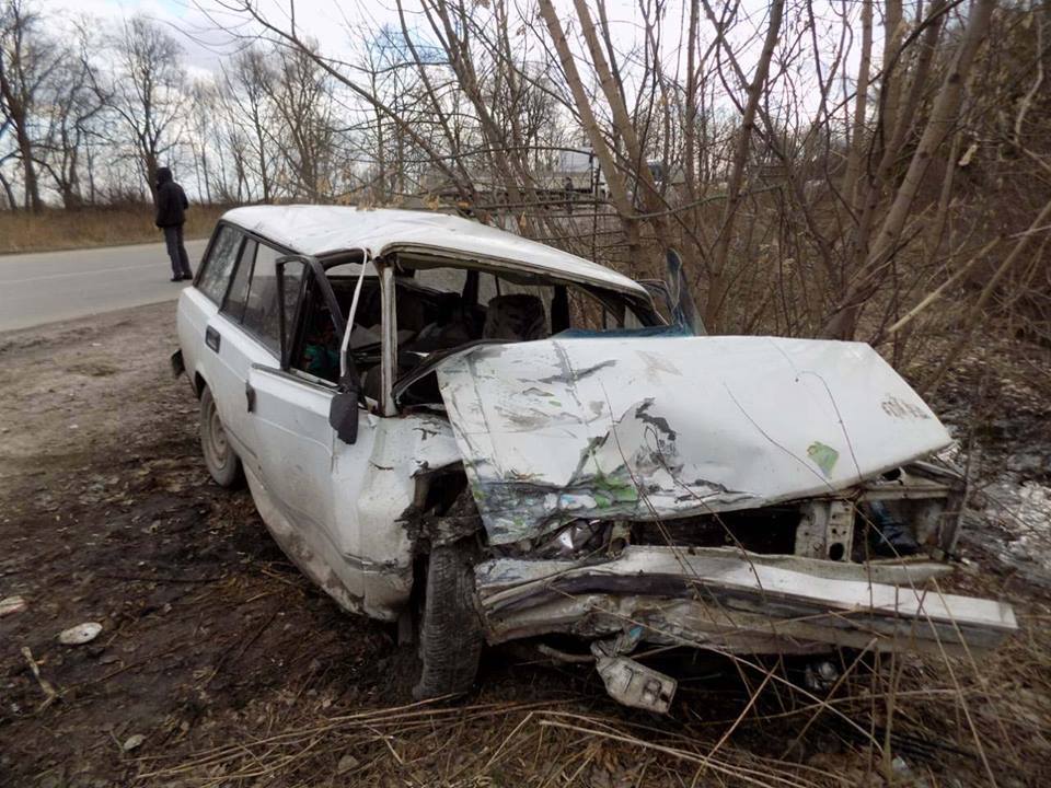 Аварія сталася на трасі Доманове - Ковель - Чернівці / ГУ НП в Тернопільській області Аварія сталася на трасі Доманове - Ковель - Чернівці / ГУ НП в Тернопільській області