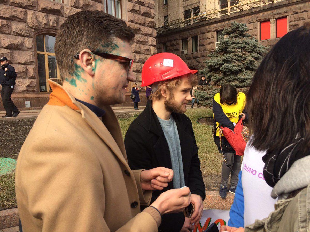 Незважаючи на феміністичний характер маршу, у події беруть участь і чоловіки / hromadske.ua Незважаючи на феміністичний характер маршу, у події беруть участь і чоловіки / hromadske.ua