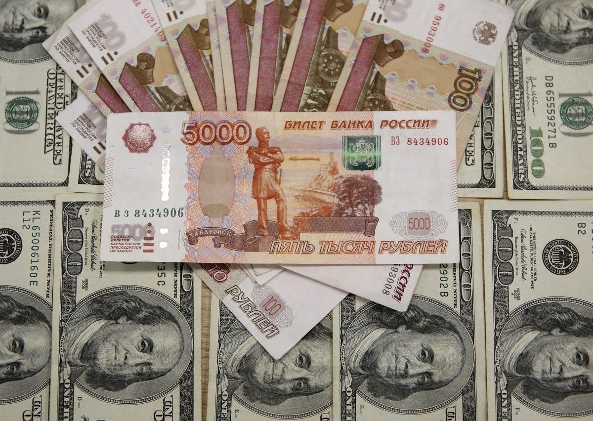 Стало известно, сколько денег РФ тратит на войну в Украине / Иллюстрация REUTERS Стало известно, сколько денег РФ тратит на войну в Украине / Иллюстрация REUTERS