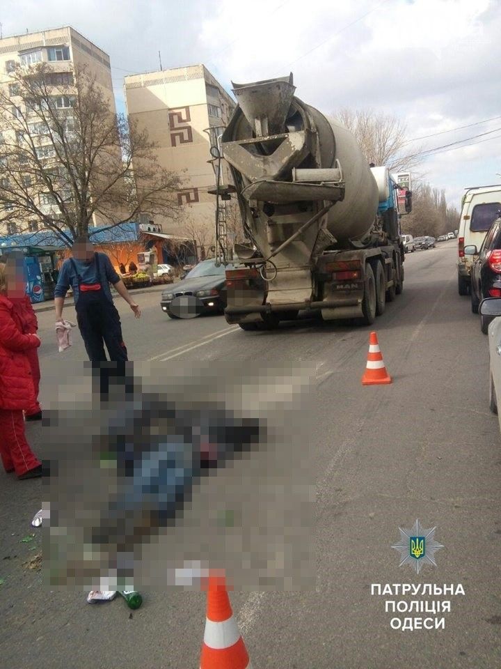 Всі необхідні матеріали оформляє слідчий / 048.ua Всі необхідні матеріали оформляє слідчий / 048.ua