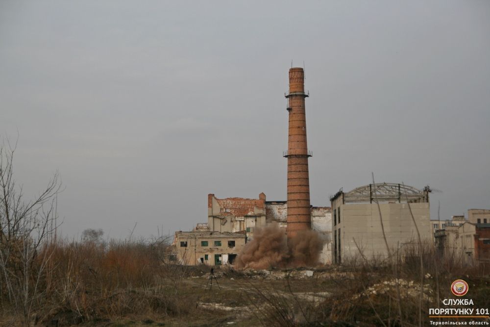 Інші способи демонтажу виявилися неможливими / ternopil.dsns.gov.ua Інші способи демонтажу виявилися неможливими / ternopil.dsns.gov.ua