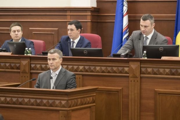Кличко вызвал в Киевсовет руководителя Киевавтодора, чтобы тот доложил, что происходит на предприятии / kiev.klichko.org Кличко вызвал в Киевсовет руководителя Киевавтодора, чтобы тот доложил, что происходит на предприятии / kiev.klichko.org