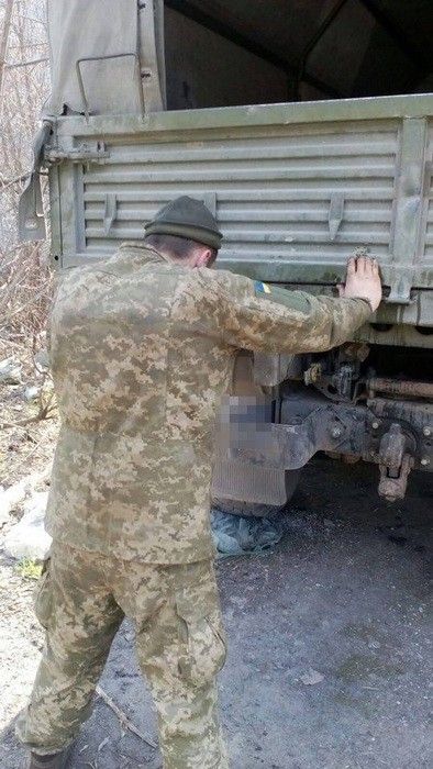 У Тернополі викрили військових, які регулярно крали та збували пальне військової частини (фото) У Тернополі викрили військових, які регулярно крали та збували пальне військової частини (фото)