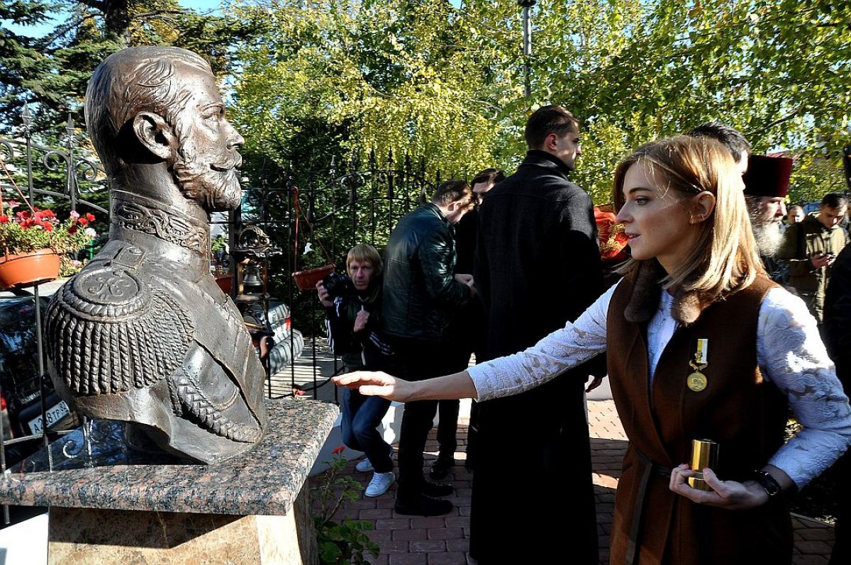 Наталья Поклонская - В Императорском доме Романовых заявили о безумии  Поклонской