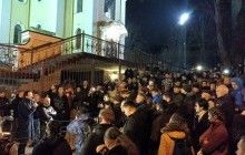 "Ромо, вставай!": активісти під судом у Києві вимагають обрати Насірову запобіжний захід (фоторепортаж, відео)