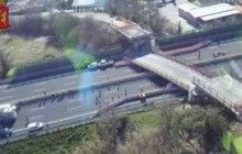 В Італії обвалився міст: загинула подружня пара (фото)