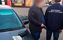 В Киеве задержали сотрудника медуниверситета, который получил тысячу долларов от матери студента