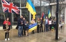 Активисты пикетировали резиденцию Ахметова в Лондоне (фото, видео)