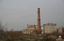 На Тернопільщині рятувальники підірвали 45-метровий цегляний комин аварійної котельні (відео)