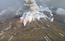 Мощные взрывы на складе боеприпасов в Балаклее показали с высоты птичьего полета (видео)