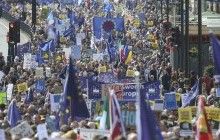 В Лондоне прошел многотысячный митинг против выхода из ЕС (фотогалерея)