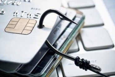 Термінова допомога шпиталям: в Центрі дезінформації попередили про шахраїв