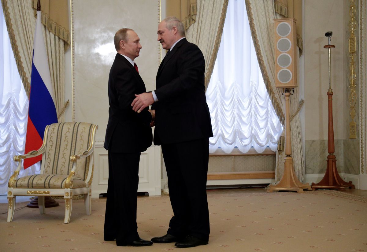 Владимир Путин и Александр Лукашенко / REUTERS Владимир Путин и Александр Лукашенко / REUTERS