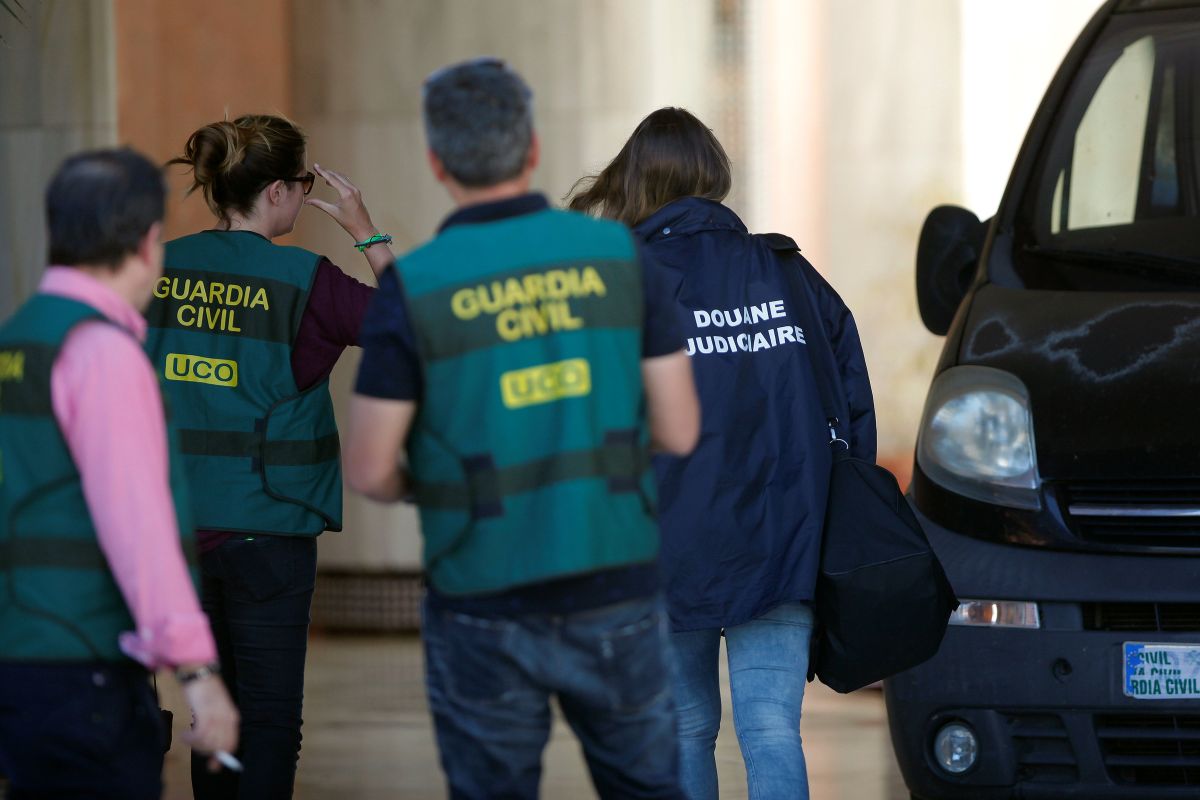REUTERS REUTERS