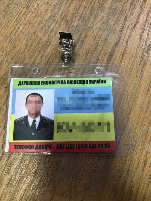 За два месяца эколог-взяточник собрал 400 тысяч гривен / Фото ssu.gov.ua За два месяца эколог-взяточник собрал 400 тысяч гривен / Фото ssu.gov.ua