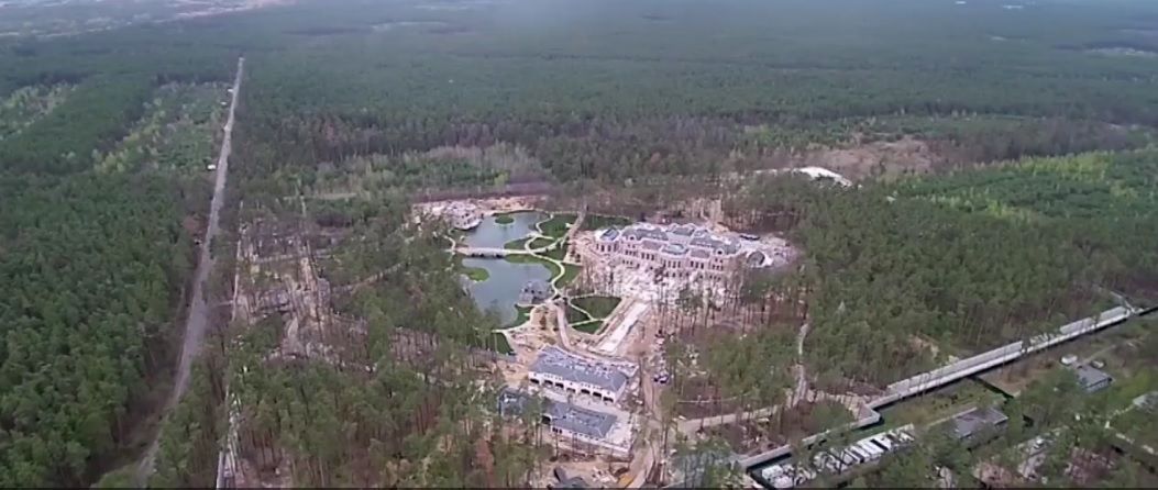 Маєток Ахметова під Києвом / Скріншот Маєток Ахметова під Києвом / Скріншот