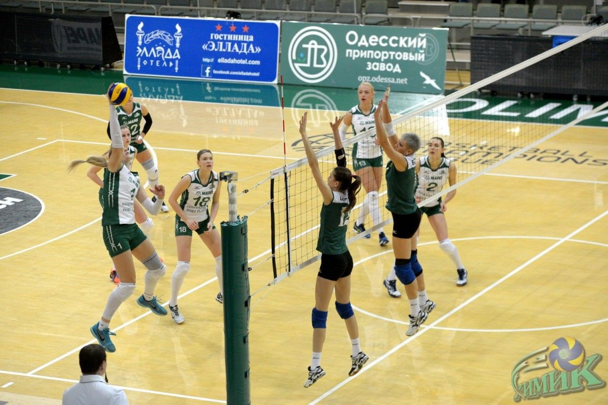 Волейбольний 'Хімік' усьоме поспіль виграв звання чемпіона України Волейбольний 'Хімік' усьоме поспіль виграв звання чемпіона України