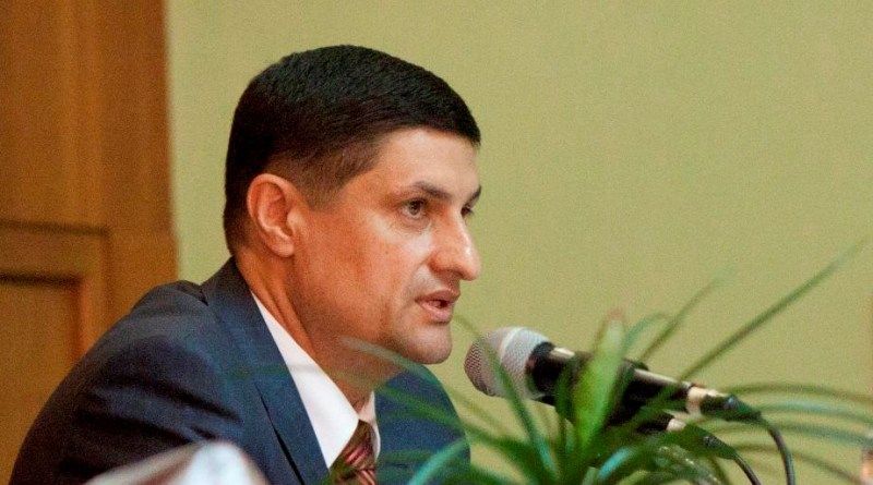Автомобиль зарегистрирован на жену Абрамченко, но ездил на ней якобы мэр / Фото bessarabiainform.com Автомобиль зарегистрирован на жену Абрамченко, но ездил на ней якобы мэр / Фото bessarabiainform.com