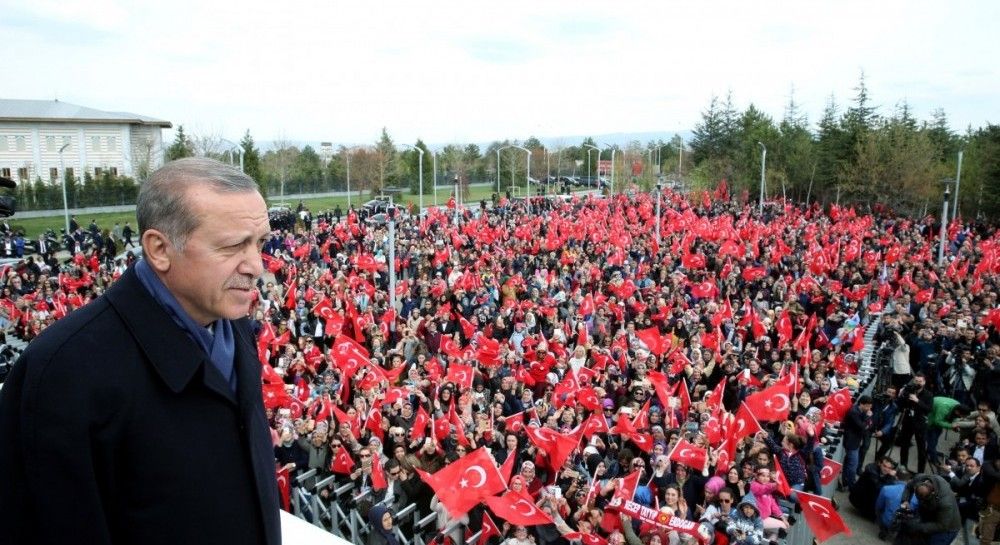 В Турции демократия потерпела поражение :