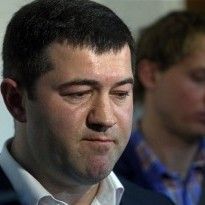 С Насирова сняли электронный браслет