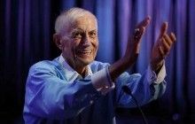 В США умер известный российский поэт Евтушенко, посвятивший стихотворение пылающему Майдану