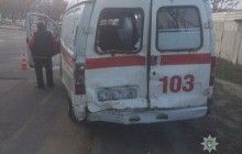 В Одессе маршрутка врезалась в "скорую", есть пострадавшие (фото)