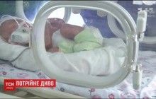 Потрійне диво: у Житомирі мати загиблого в АТО десантника народила трійню попри вік (відео)