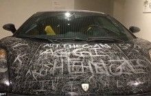 У Данії відвідувачам музею дозволили подряпати елітний Lamborghini за $ 170 тисяч (фото)