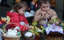 Украинцев в апреле ждут два дополнительных выходных - один придется отработать