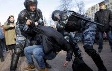 У Санкт-Петербурзі поліція затримала близько 40 учасників "прогулянки опозиції"