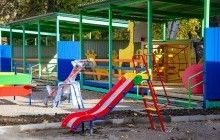 В Черновцах трое детей сбежали из детсада и разгуливали по улице