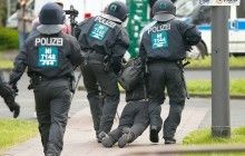 В Кельне произошли столкновения с полицией из-за съезда партии "евроскептиков" (фоторепортаж)