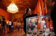 Франция выбирает президента (фоторепортаж)