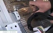 Українці виготовляють шумоізоляцію для автомобілів "Бентлі" (відео)