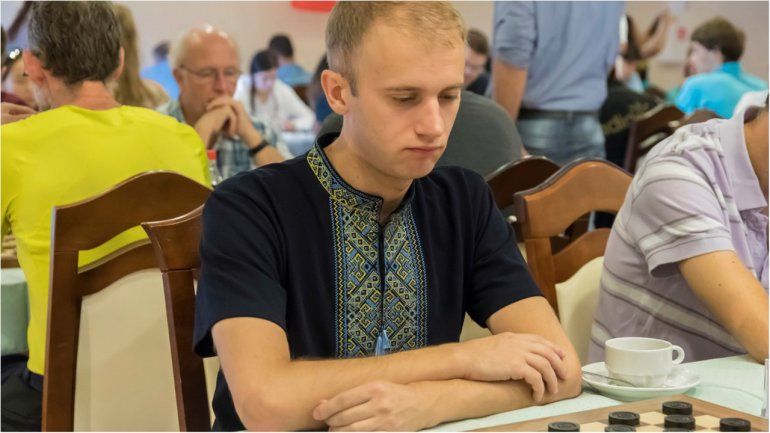 Юрий Аникеев взял индивидуальное серебро и занял первое место в команде / facebook/yuriy.anikeev Юрий Аникеев взял индивидуальное серебро и занял первое место в команде / facebook/yuriy.anikeev
