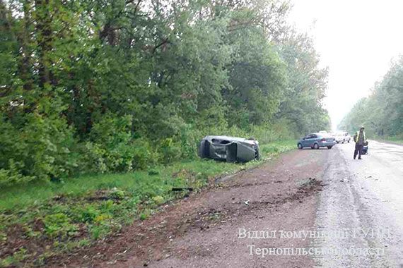 На Тернопільщині поліцейський спричинив смертоносне ДТП і втік з місця події На Тернопільщині поліцейський спричинив смертоносне ДТП і втік з місця події