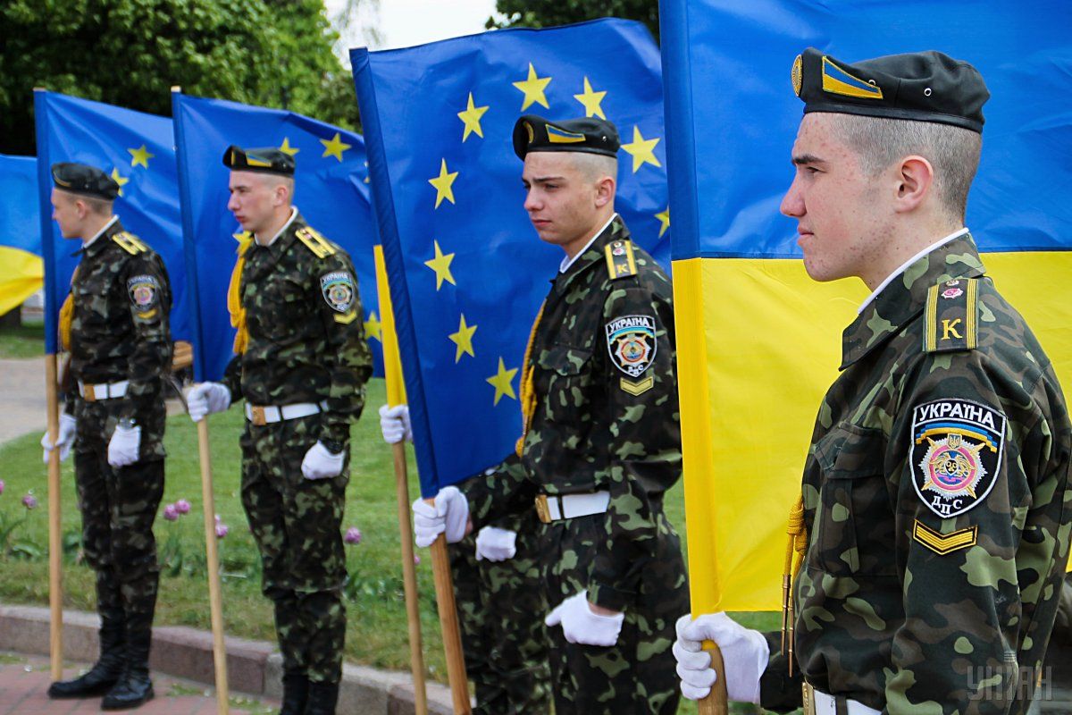 в Європейському Союзі є велике усвідомлення гострої потреби підтримувати Україну зброєюи / фото УНІАН