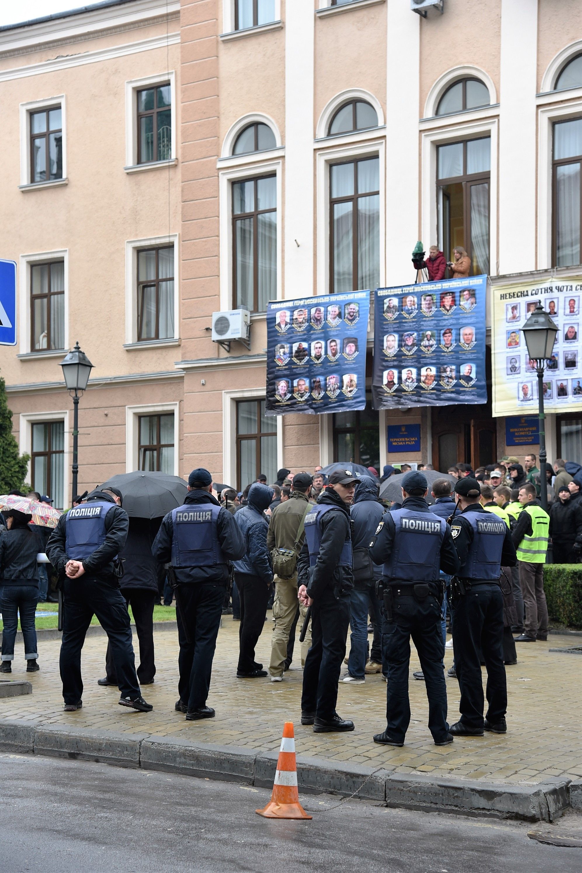 Після повідомлення про Після повідомлення про