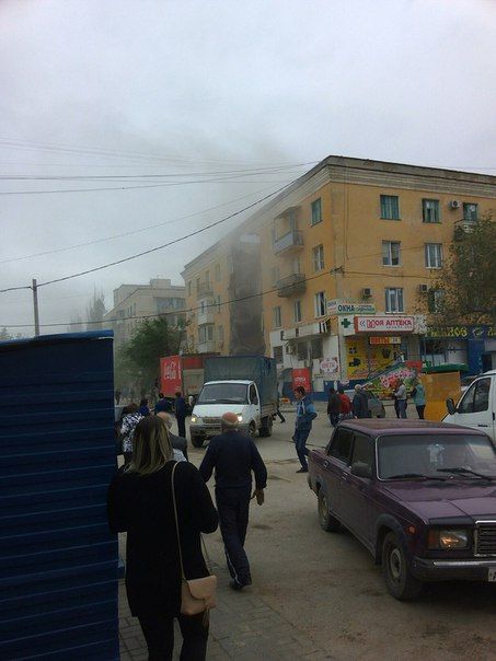 В Волгограде из-за взрыва газа обрушился подъезд жилого дома: есть жертвы В Волгограде из-за взрыва газа обрушился подъезд жилого дома: есть жертвы