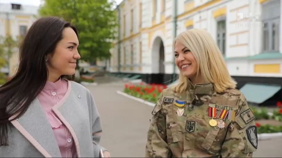 Гроші узнали как живут красавицы в АТО / Гроші узнали как живут красавицы в АТО /