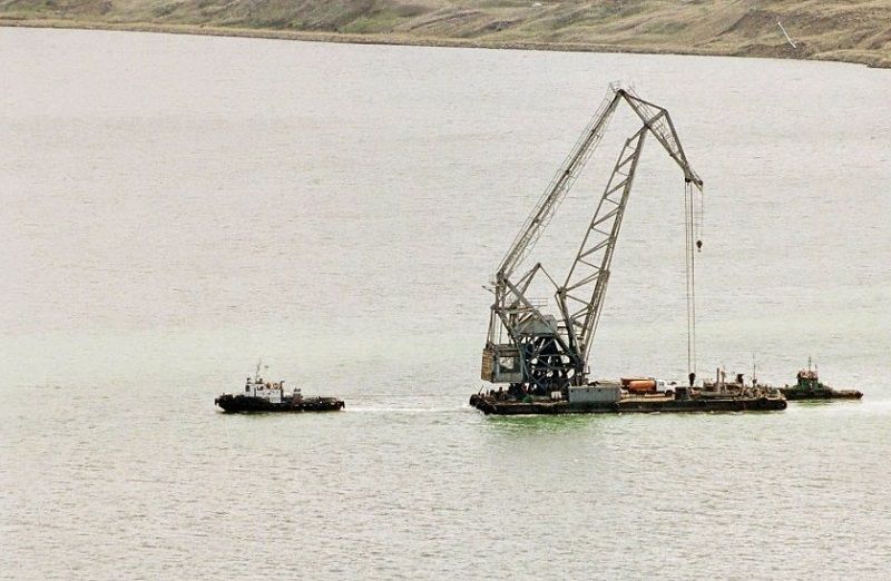 Плавкран вартістю понад 11 млн грн незаконно зареєстрували в окупованому Криму / Фото УНІАН Плавкран вартістю понад 11 млн грн незаконно зареєстрували в окупованому Криму / Фото УНІАН