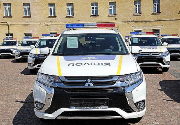 Українські патрульні отримають 635 нових Mitsubishi Outlander / npu.gov.ua Українські патрульні отримають 635 нових Mitsubishi Outlander / npu.gov.ua