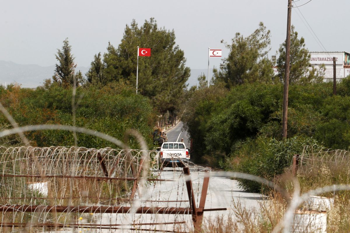 REUTERS REUTERS