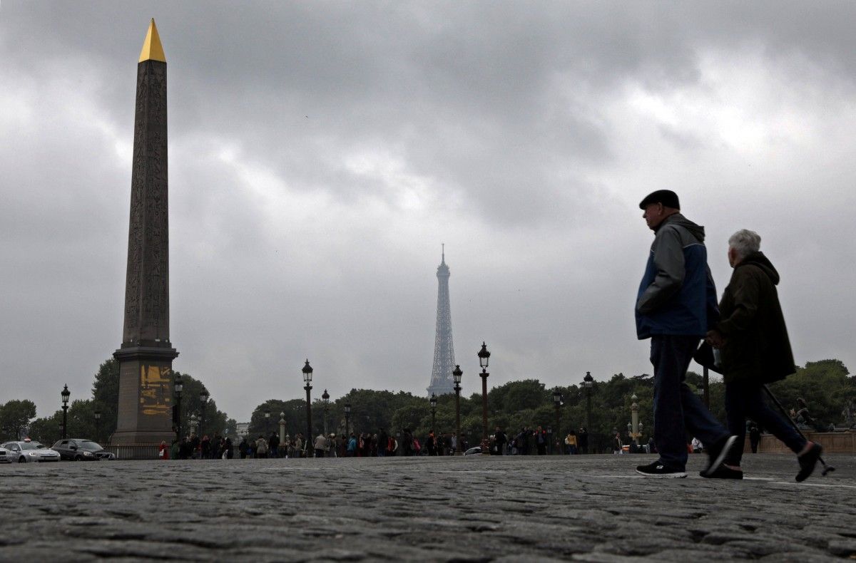 Улица в центре Парижа / REUTERS Улица в центре Парижа / REUTERS