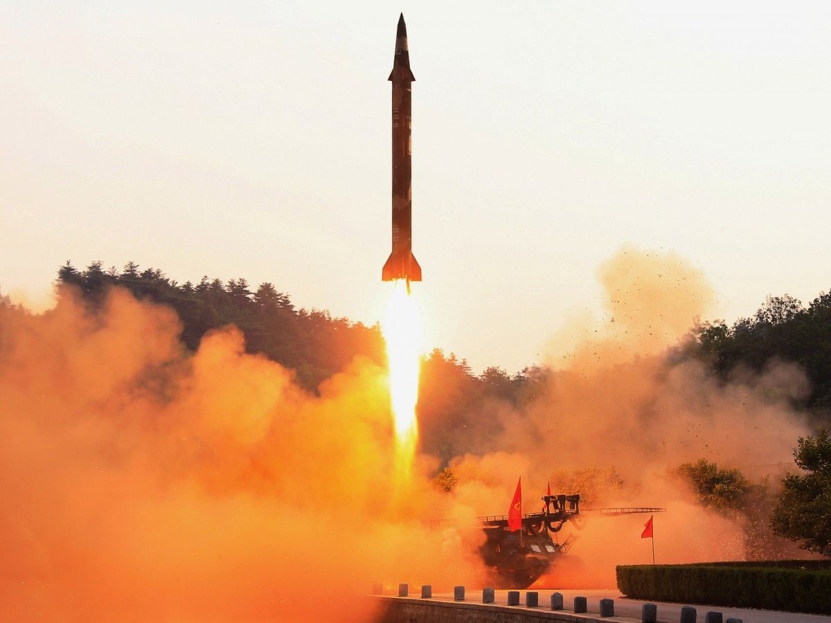 朝鲜方面发布成功发射固体燃料弹道导弹消息