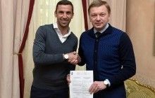 Капитан "Шахтера" Дарио Срна в 35 лет подписал новый контракт с горняками