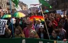 В Петербурге задержали ЛГБТ-активистов, которые скандировали "Кадырова - в Гаагу" (фото)